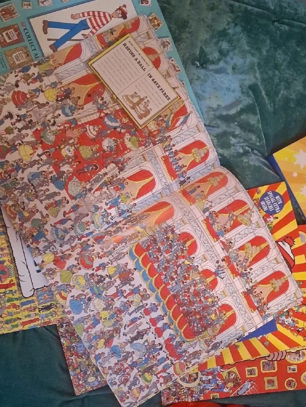 Where's Waldo the Super Six Book Collectoon with Bonus Jigsaw Puzzle - New!